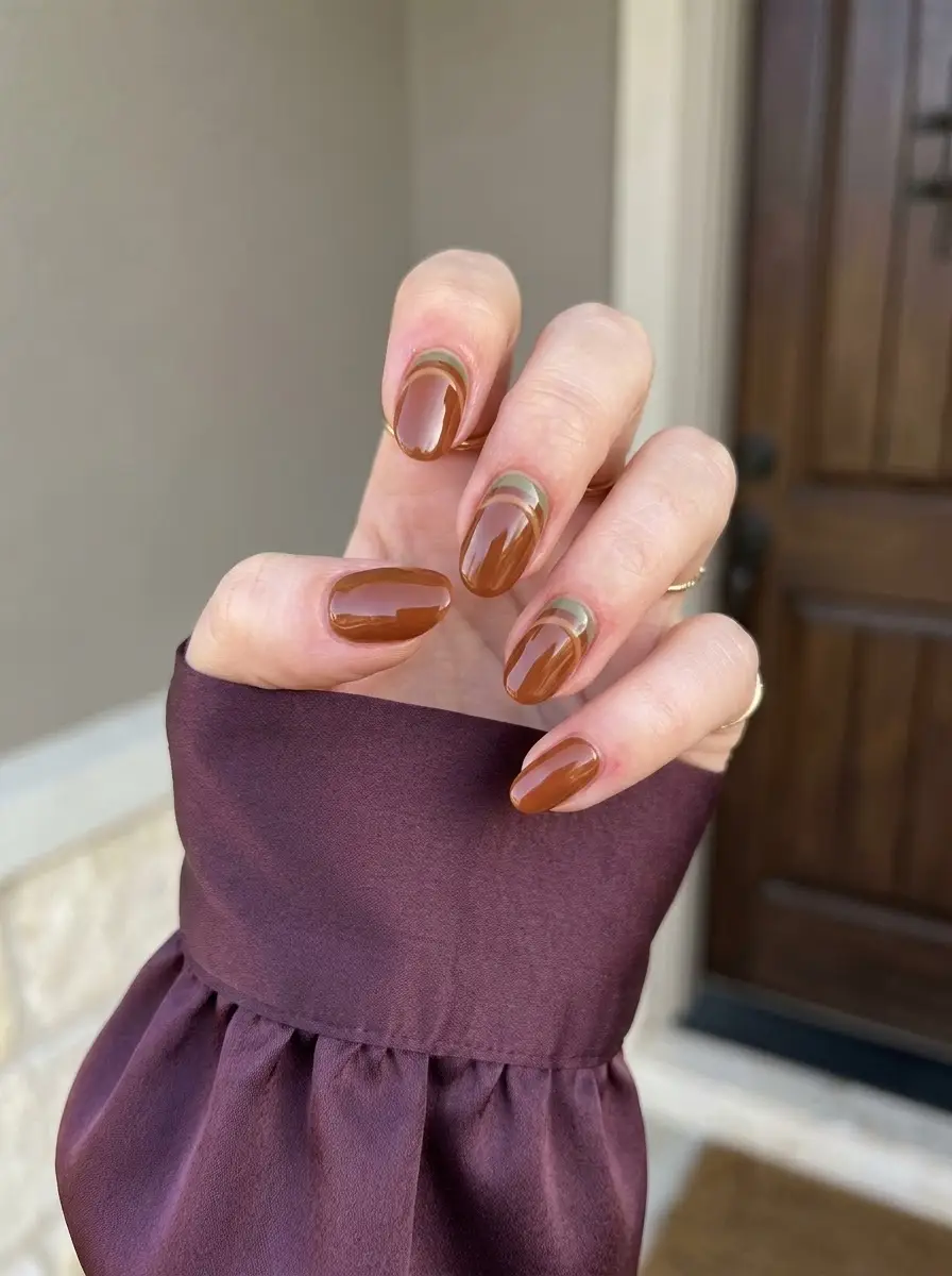 Caramel Brown Curved Accent Nails
