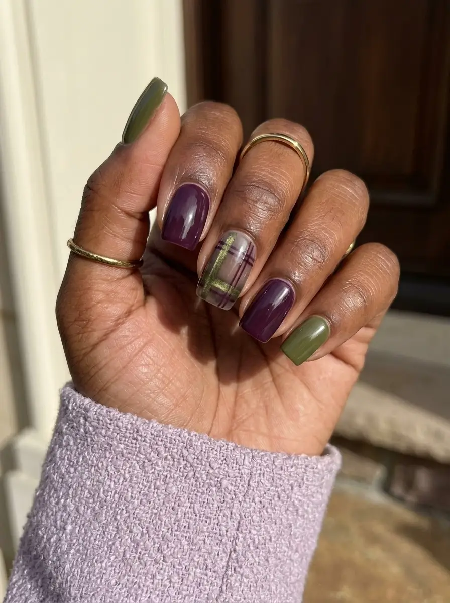 Plum & Olive Plaid Mix - Deep plum and muted olive green solids paired with a sheer center plaid accent nail