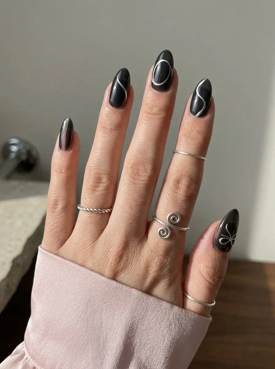 Black and Silver Swirl Holiday Nails