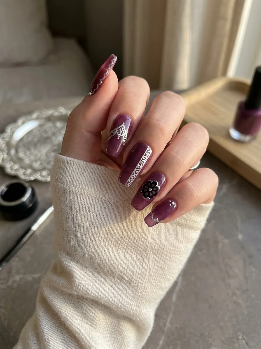 Mauve Purple Lace Accent Nails